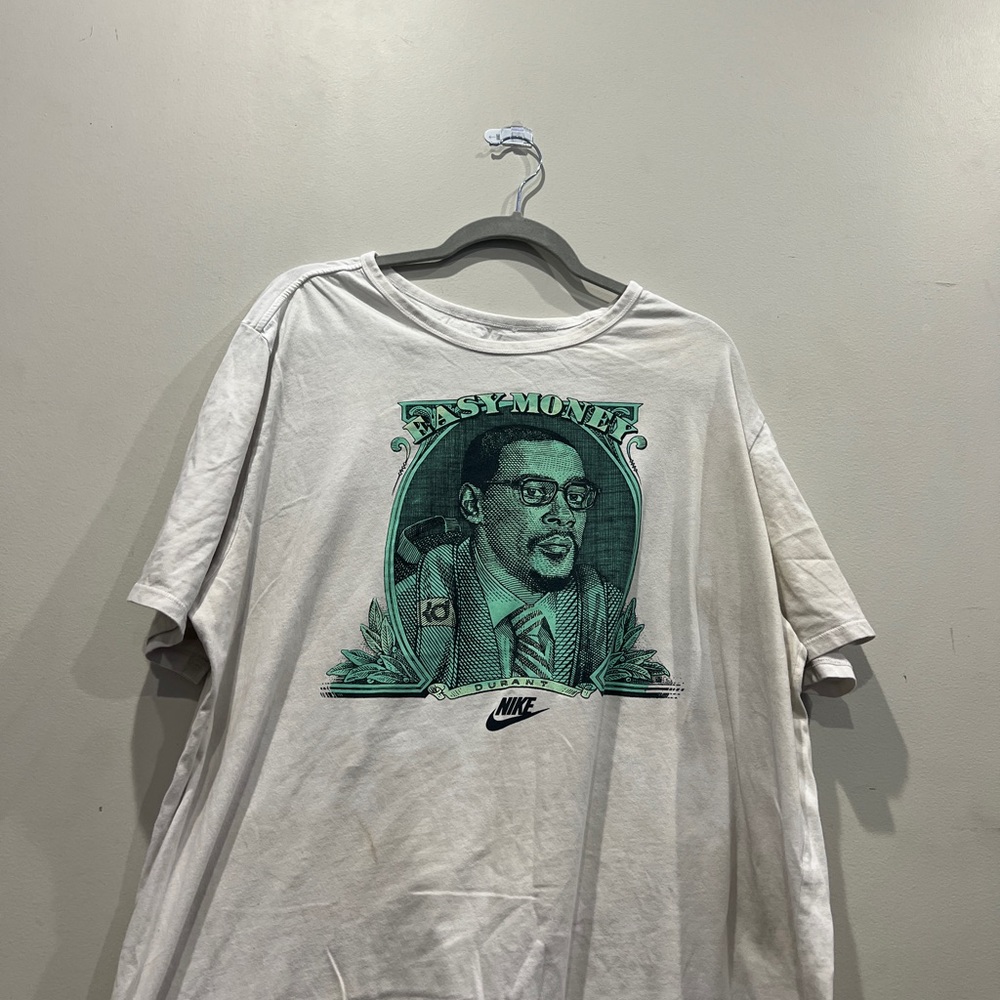 Easy money sniper Nike Mens T-Shirt KD Kevin Durant Size XXL Athletic Cut